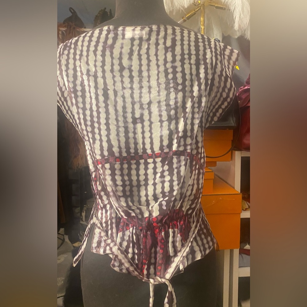Vintage Chanel silk vest - Picture 6 of 15